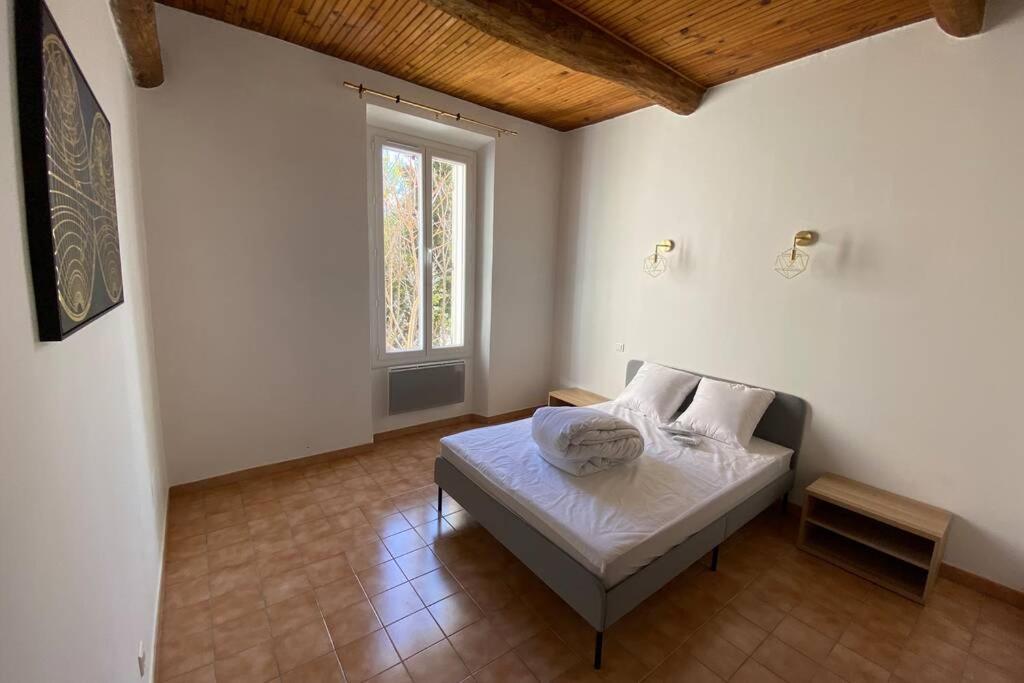 Tres Beau Appartement Au Centre Historique De Riez Luaran gambar
